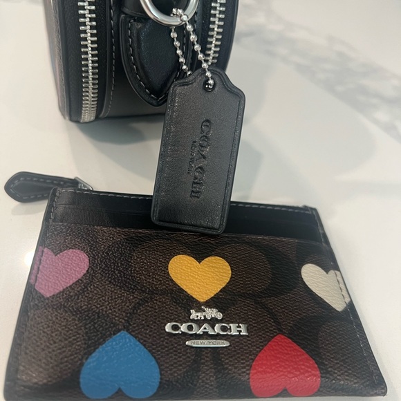 ❤️Coach Heart Crossdoby❤️ - Picture 5 of 16